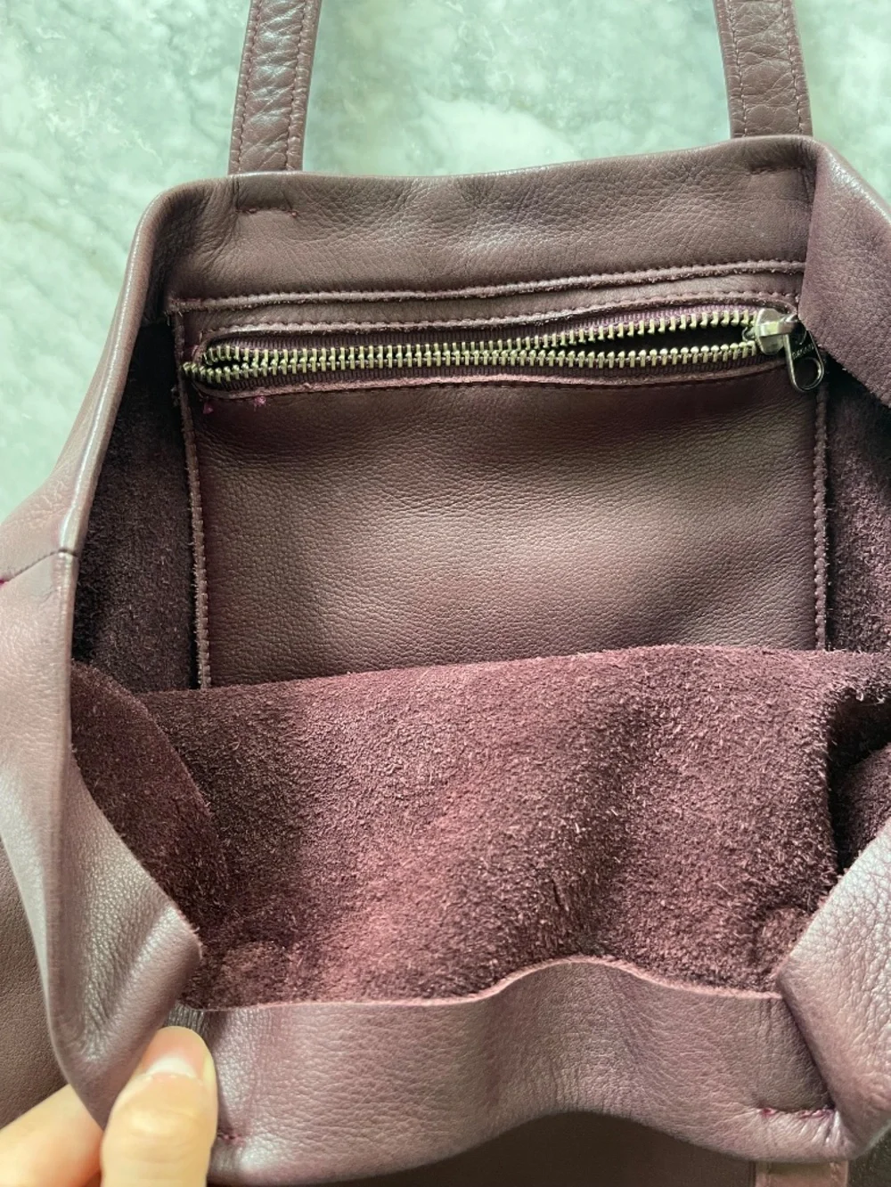 BAGGU Leather Tote in Burgundy